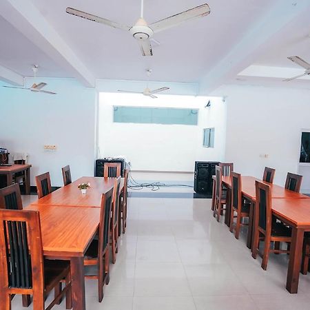 Sun Ray Rest House Passikudah Esterno foto