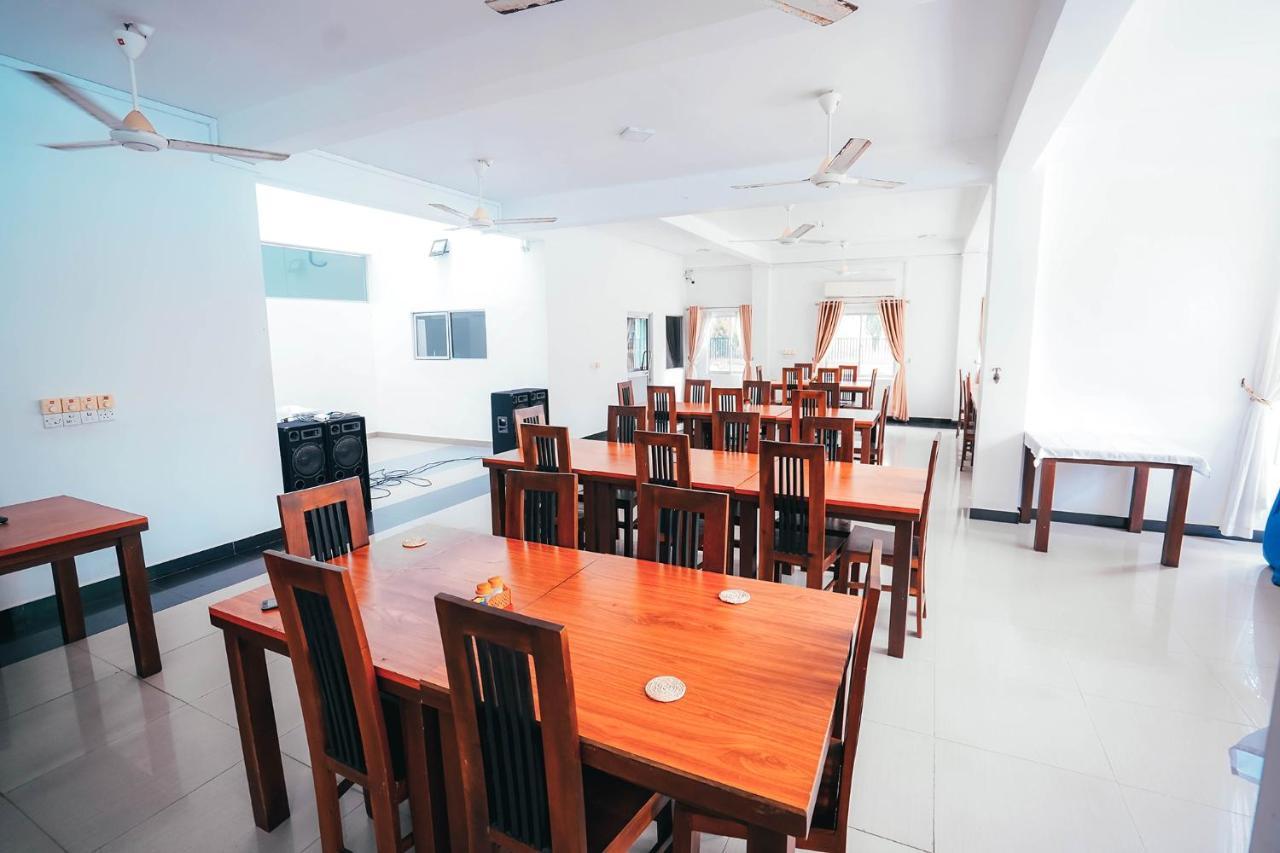 Sun Ray Rest House Passikudah Esterno foto
